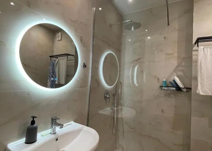 Sanpietro Premium 224 アパート